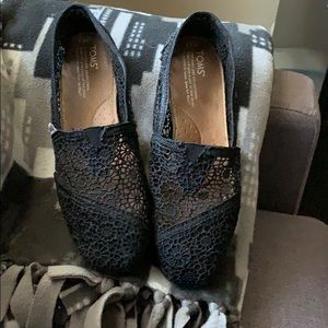 Tom’s black lace flats size 8.5